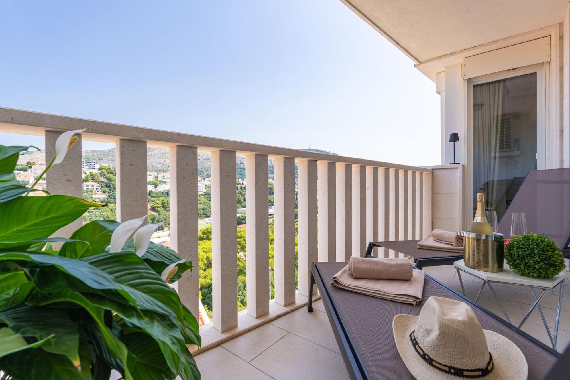 Apartment Apollo In Dubrovnik With Sea View Luaran gambar