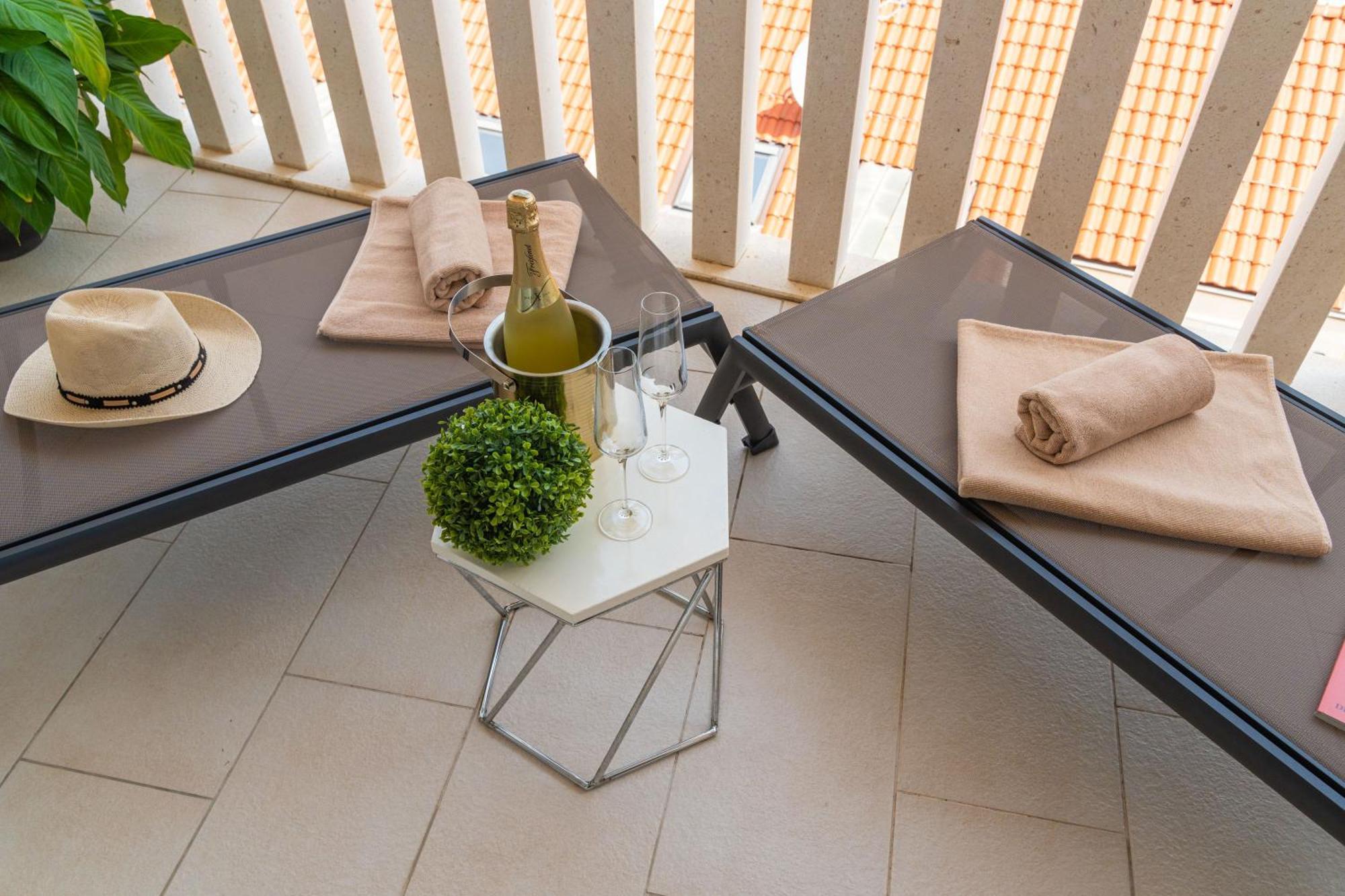 Apartment Apollo In Dubrovnik With Sea View Luaran gambar
